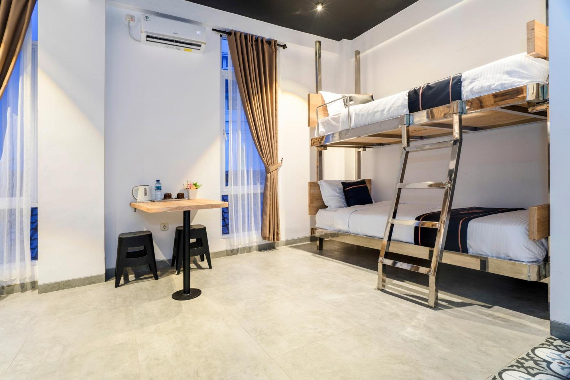 Hotel Super Oyo Collection O 2627 Ratamya Co-Living Yogyakarta Exterior foto